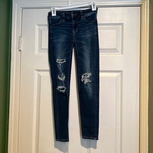 Great Condition American Eagle Women’s Size US 0 Ripped Jeans